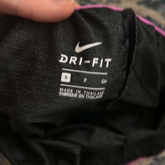 nike shorts - Picture 4 of 4
